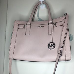 Michael Kors Bags - Baby pink handbag Michael Kors Bags - Baby pink handbag